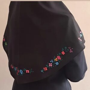 مقنعه گل گلی